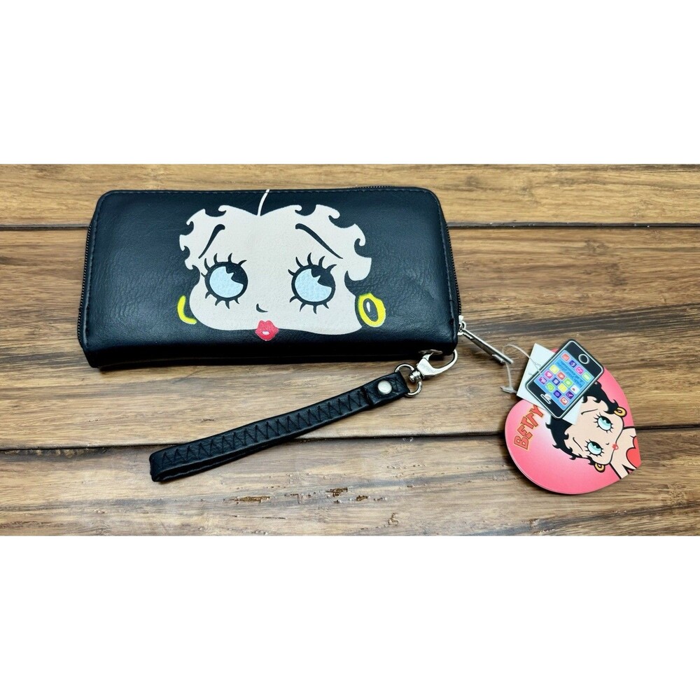 Betty Boop Classic Women’s Zip Closure Wallet Wristlet New! NWT